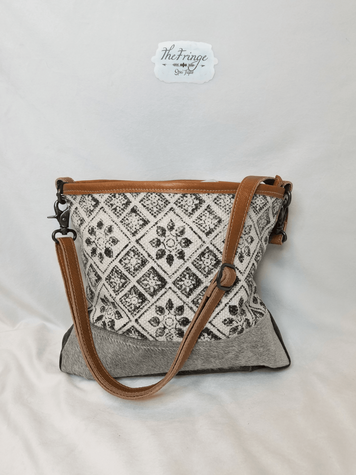 Tessellated Shoulder Bag - The Fringe Spa'Tique