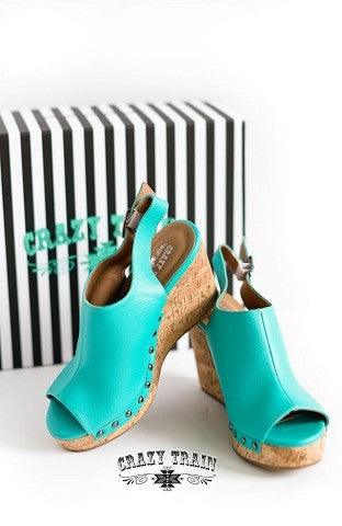 Show Down Wedge - The Fringe Spa'Tique