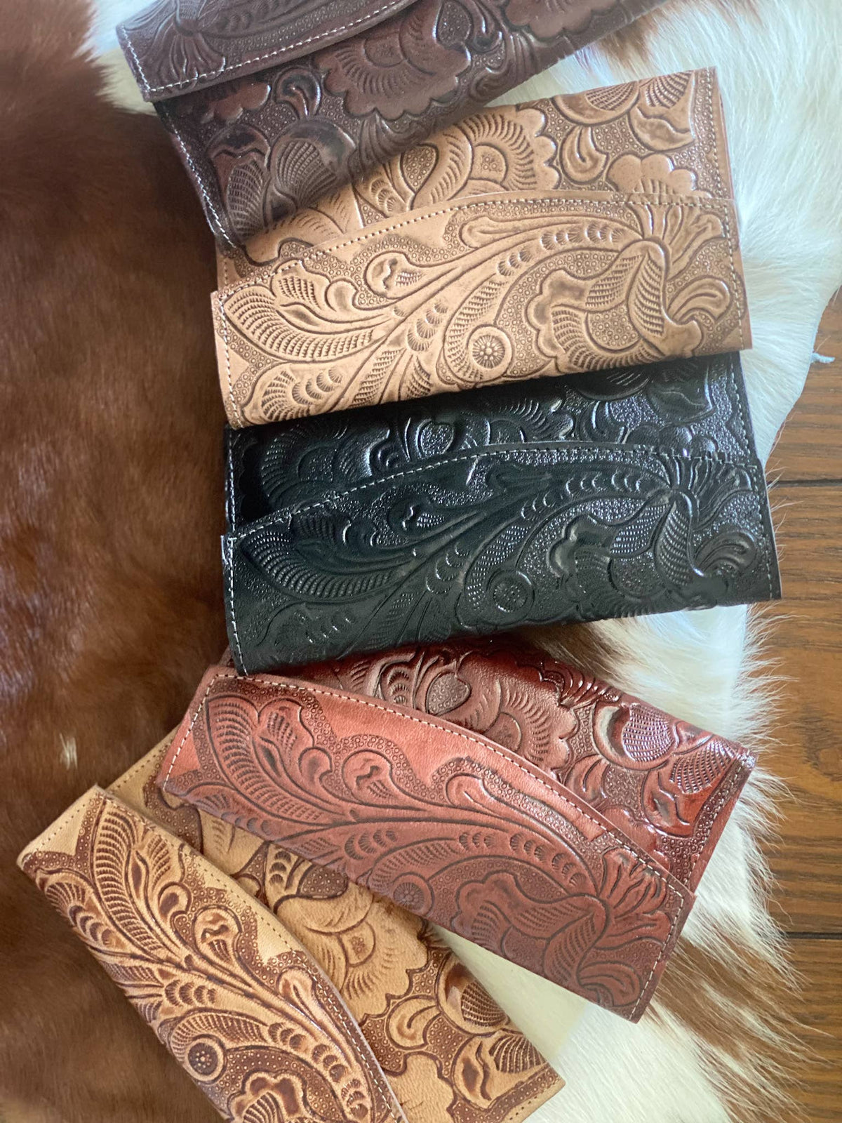 Rancho515 - Leather Handtooled Wallet | Handcrafted: Black