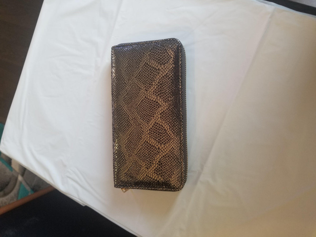 Python Metallic Wallet - The Fringe Spa'Tique