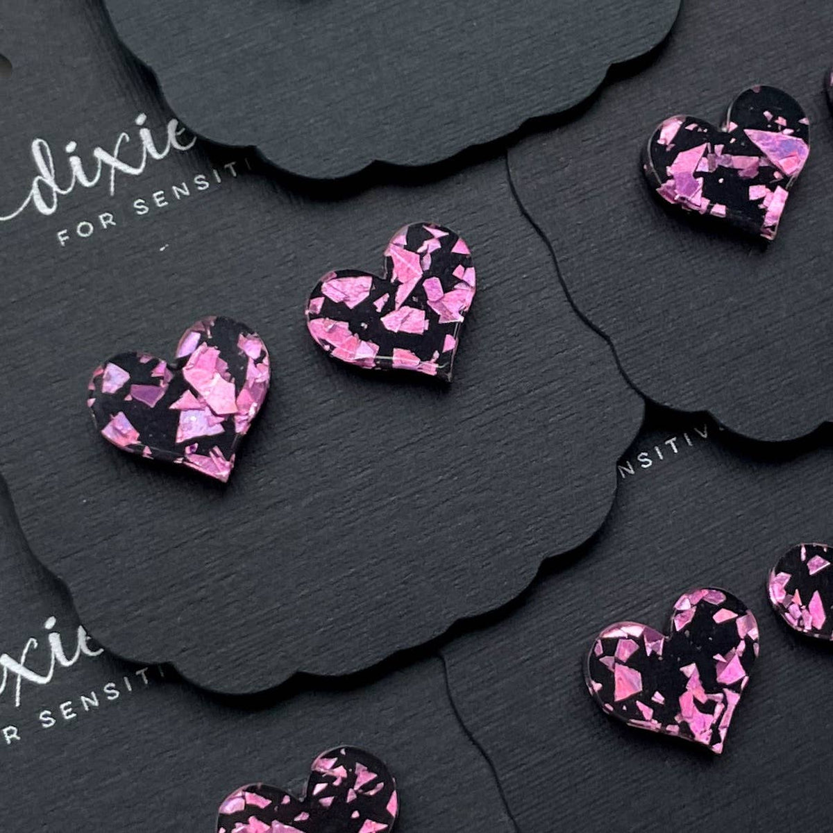 Dixie Bliss - Classic Hearts in Holographic Mauve