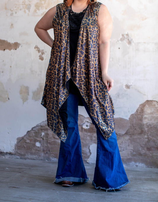LEOPARD SEQUIN VEST PLUS SIZE - The Fringe Spa'Tique