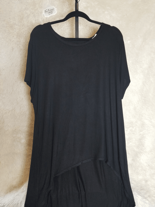 Main Street Top - The Fringe Spa'Tique